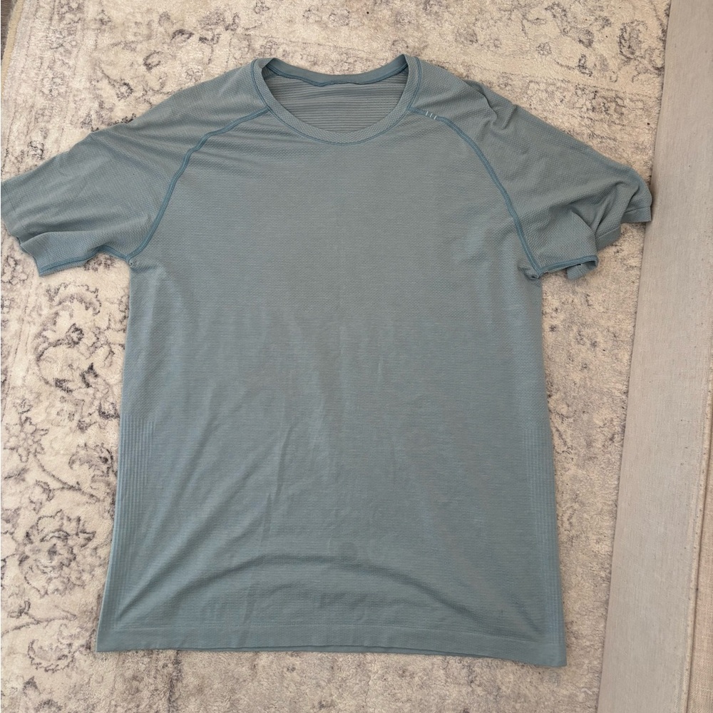 Lululemon Men’s Metal Vent Tech